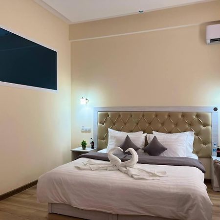 Aks Hotel Tashkent Ngoại thất bức ảnh