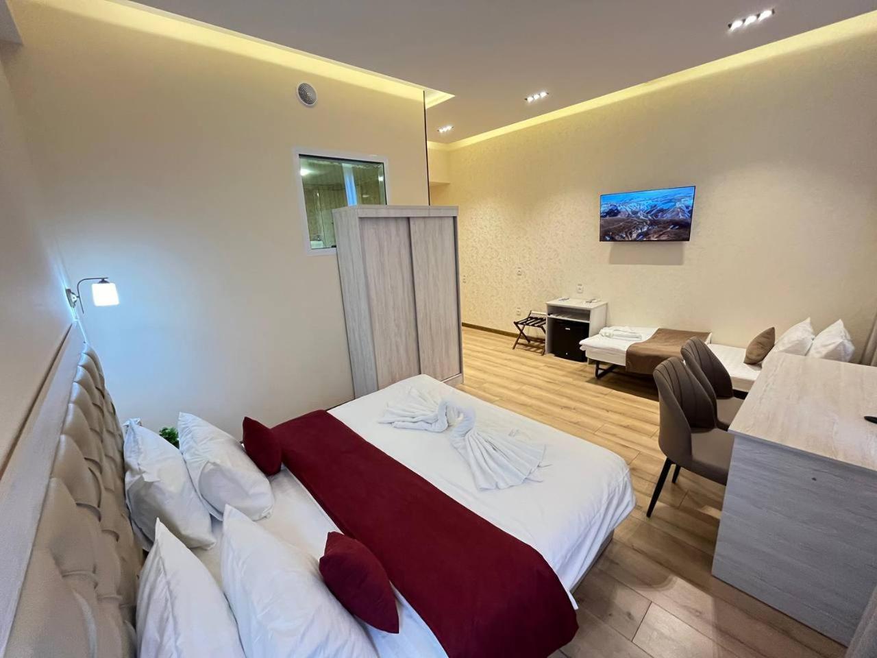 Aks Hotel Tashkent Ngoại thất bức ảnh