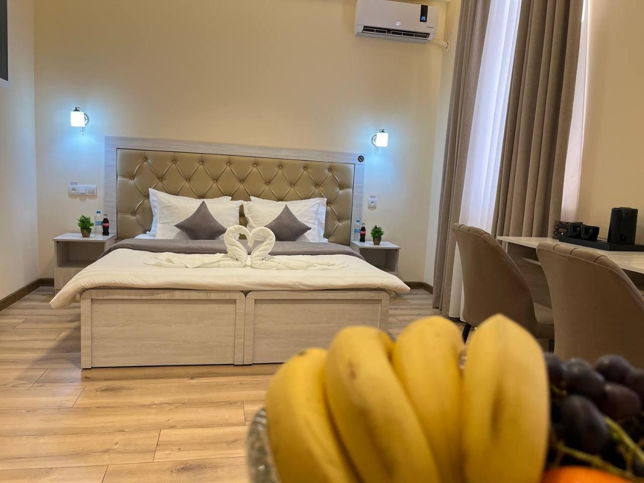 Aks Hotel Tashkent Ngoại thất bức ảnh